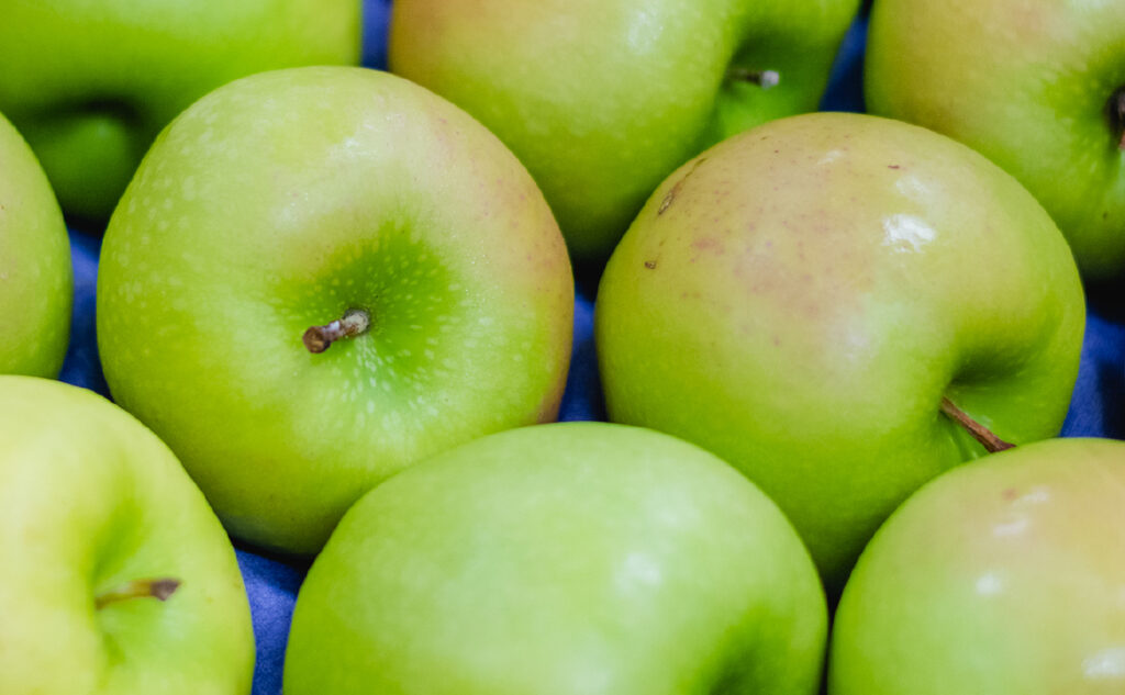 apple